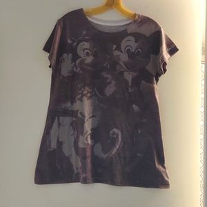 Mickey and Minnie t-shirt Disney World size Med purple
